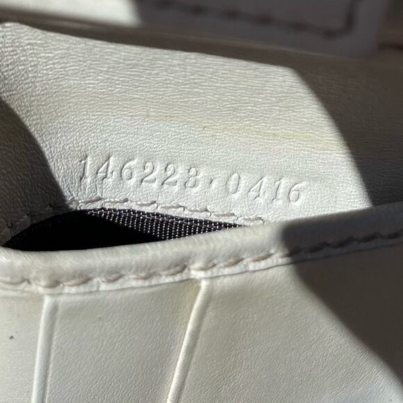 Gucci Ivory Monogram Leather Bifold Wallet - Picture 12 of 12